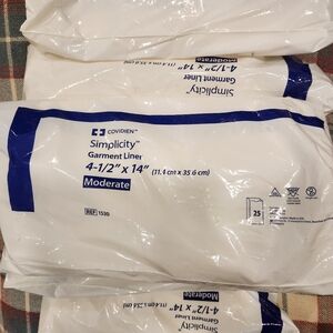 COVIDIEN SIMPLICITY GARMENT LINERS 25 COUNT/4 PACKAGES